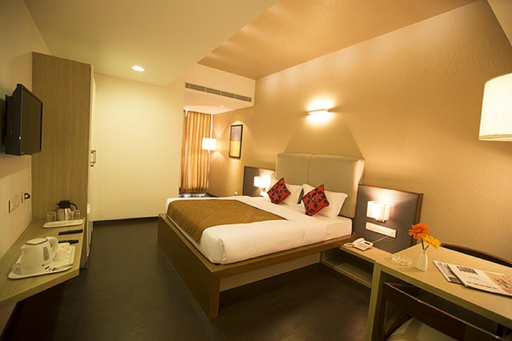 Vinaya Royal Inn Kammasandra Ruang foto