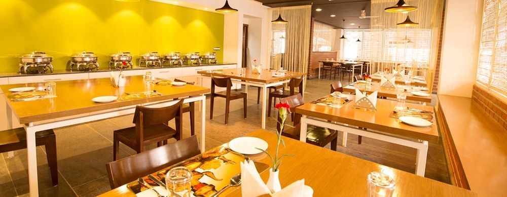 Vinaya Royal Inn Kammasandra Bagian luar foto